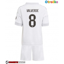 Otroške Nogometnih dresov Real Madrid Federico Valverde #8 Domači 2025-26 Kratki rokavi (+ hlače)